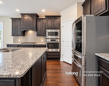 3418 Boquillas Court - Photo Thumbnail 23