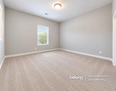 3418 Boquillas Court - Photo Thumbnail 5