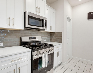 316 Windstar Road - Photo Thumbnail 7