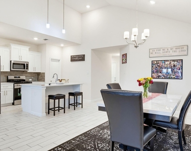 316 Windstar Road - Photo Thumbnail 8