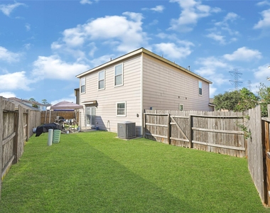 2911 Aspen Fair Trail - Photo Thumbnail 22