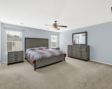 2911 Aspen Fair Trail - Photo Thumbnail 13