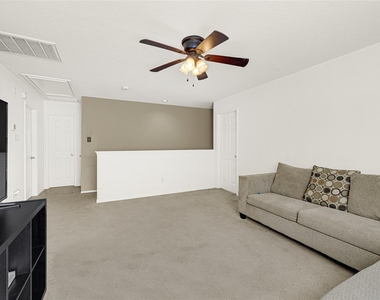 2911 Aspen Fair Trail - Photo Thumbnail 11