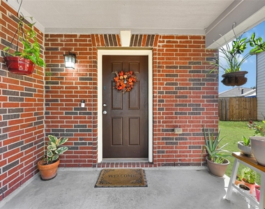 2911 Aspen Fair Trail - Photo Thumbnail 1