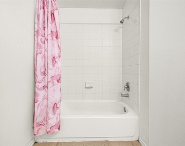 2911 Aspen Fair Trail - Photo Thumbnail 20