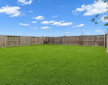 20039 Oland Way - Photo Thumbnail 37