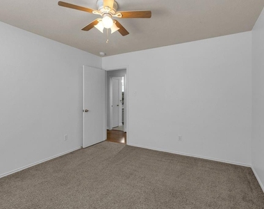 20039 Oland Way - Photo Thumbnail 20