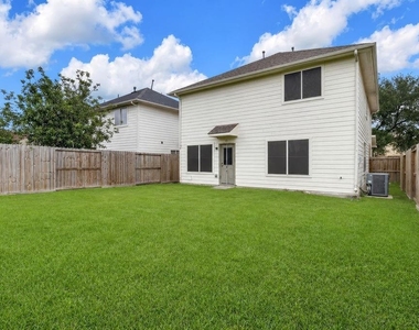 20039 Oland Way - Photo Thumbnail 38