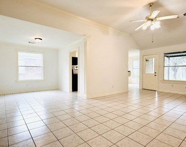 3230 N Mason Road - Photo Thumbnail 3
