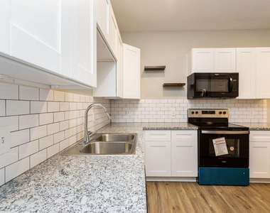 10317 Lake Road Road - Photo Thumbnail 8