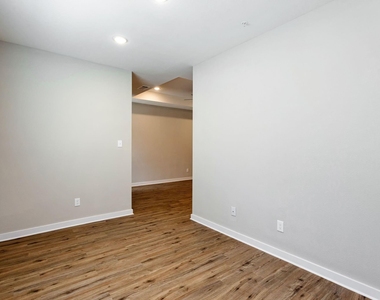 10317 Lake Road Road - Photo Thumbnail 12