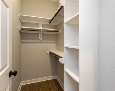 10317 Lake Road Road - Photo Thumbnail 23