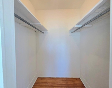 2111 Freeman Street - Photo Thumbnail 10