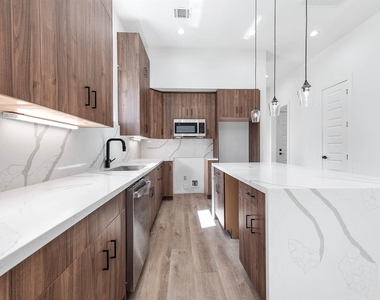 3619 Bremond Street - Photo Thumbnail 8