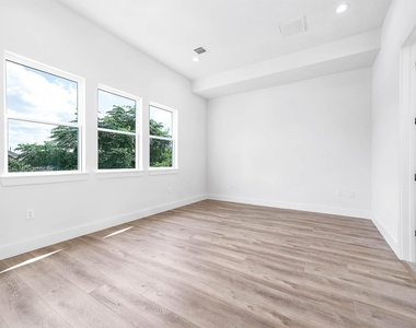 3619 Bremond Street - Photo Thumbnail 17