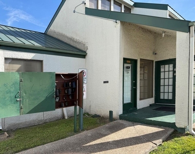 2816 S Bartell Drive - Photo Thumbnail 25