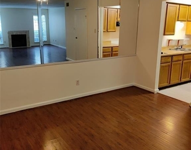 7400 Bellerive Drive - Photo Thumbnail 6