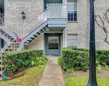 7400 Bellerive Drive - Photo Thumbnail 8