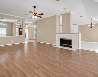 1602 Summer Rain Drive - Photo Thumbnail 3
