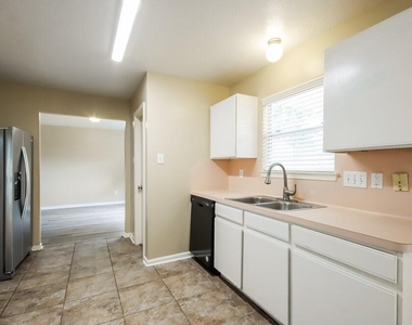 19839 Arrowsmith Drive - Photo Thumbnail 6
