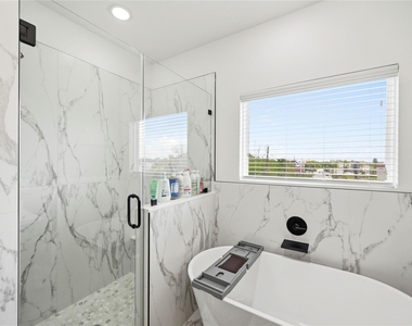 2502 Tuam Street - Photo Thumbnail 22