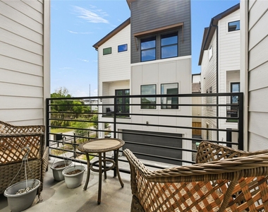 2502 Tuam Street - Photo Thumbnail 7