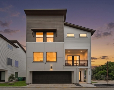 2502 Tuam Street - Photo Thumbnail 3