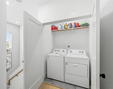 2502 Tuam Street - Photo Thumbnail 18