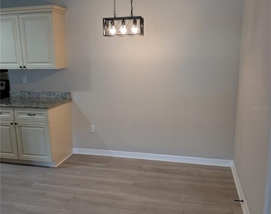6394 Banyan Boulevard - Photo Thumbnail 10