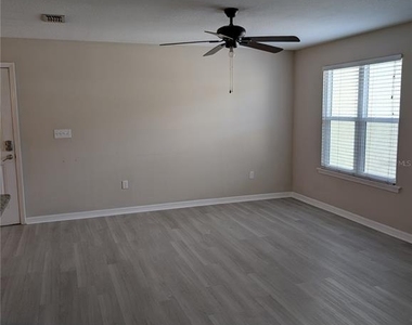 6394 Banyan Boulevard - Photo Thumbnail 14