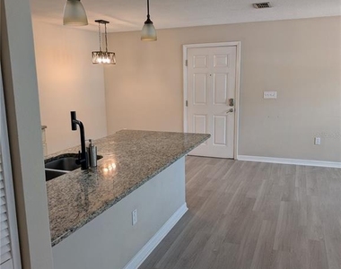 6394 Banyan Boulevard - Photo Thumbnail 9