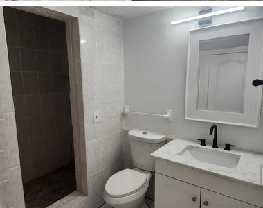 11631 Seminole Drive - Photo Thumbnail 9
