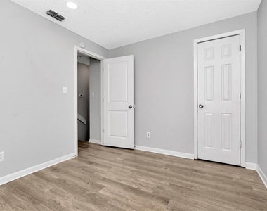 5132 Temple Heights Road - Photo Thumbnail 11