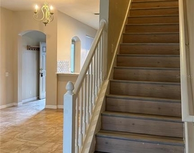 4135 Bismarck Palm Drive - Photo Thumbnail 15