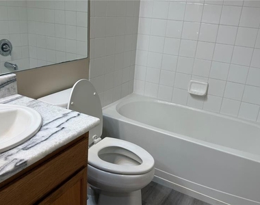4135 Bismarck Palm Drive - Photo Thumbnail 34