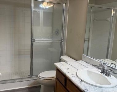 4135 Bismarck Palm Drive - Photo Thumbnail 24
