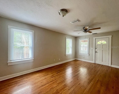 10106 N Arden Avenue - Photo Thumbnail 1