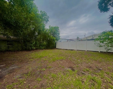 10106 N Arden Avenue - Photo Thumbnail 7