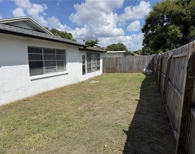 5048 Lillilea Lane - Photo Thumbnail 14
