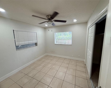 10123 N 11th Street - Photo Thumbnail 18