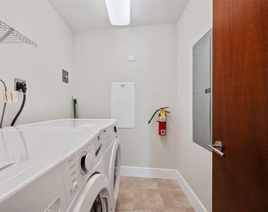 912 Channelside Drive - Photo Thumbnail 34