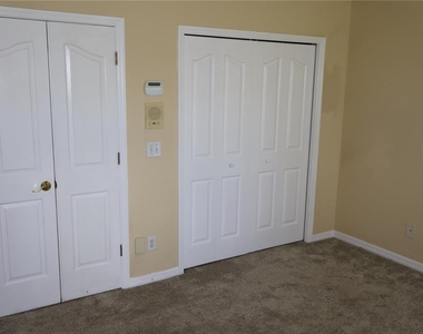 3019 Pointeview Drive - Photo Thumbnail 39