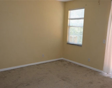 3019 Pointeview Drive - Photo Thumbnail 17