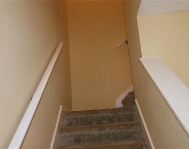3019 Pointeview Drive - Photo Thumbnail 27