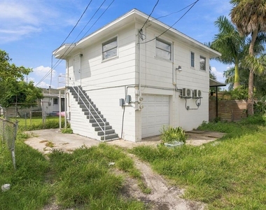 2837 18th Avenue N - Photo Thumbnail 1