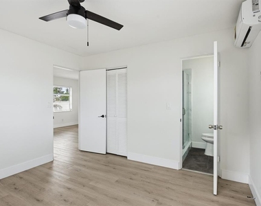 2837 18th Avenue N - Photo Thumbnail 12