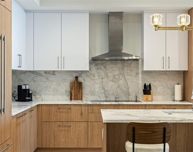 275 1st Avenue S - Photo Thumbnail 41