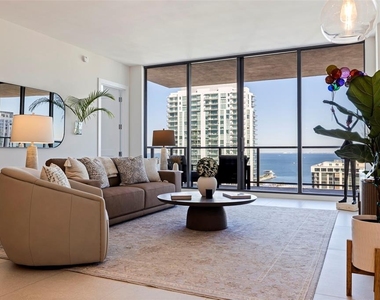 275 1st Avenue S - Photo Thumbnail 6