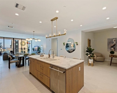 275 1st Avenue S - Photo Thumbnail 48