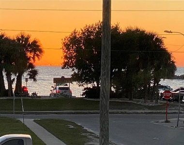 7224 1/2 Coquina Way - Photo Thumbnail 20